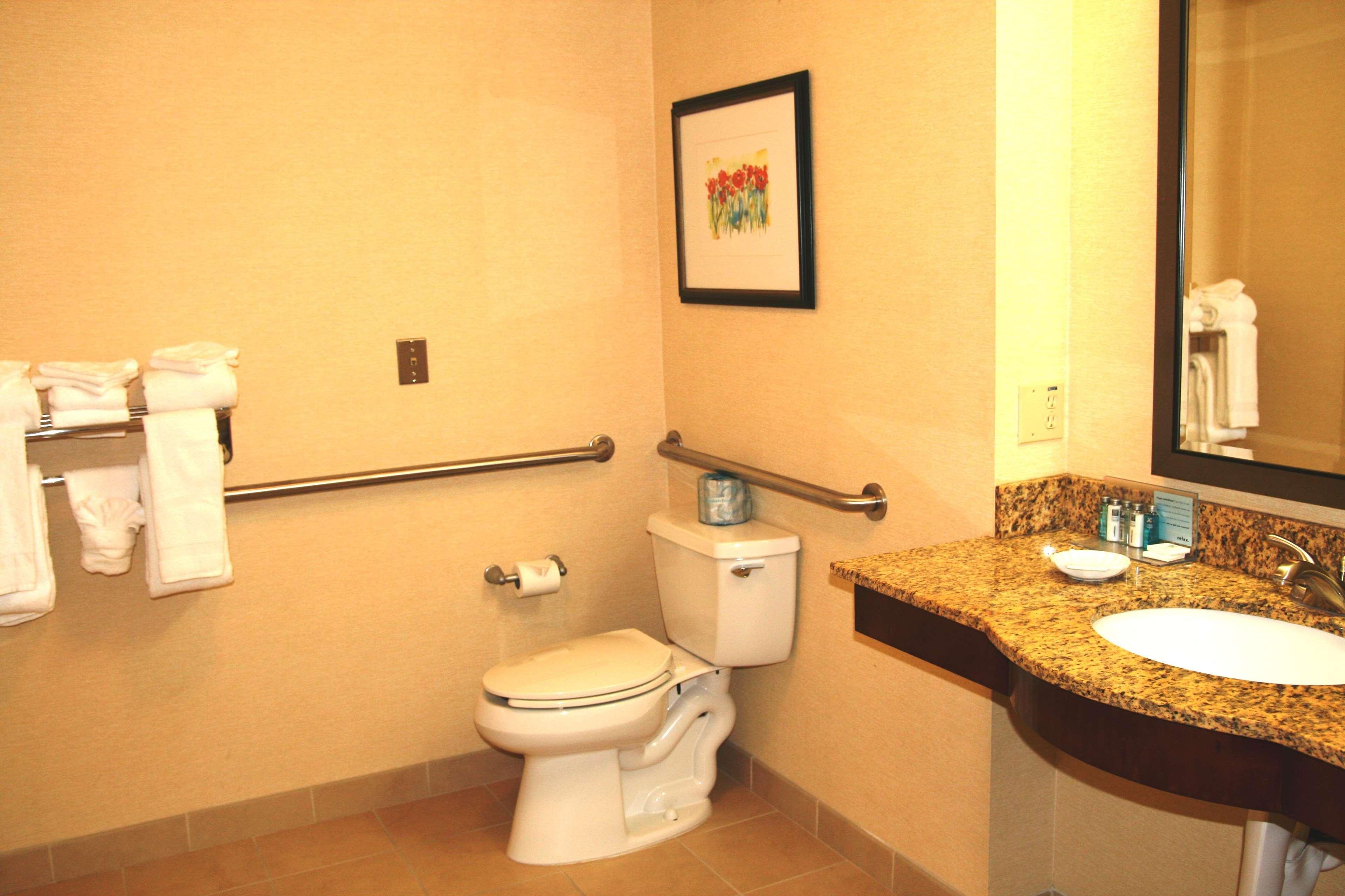Hampton Inn & Suites Lancaster Dış mekan fotoğraf