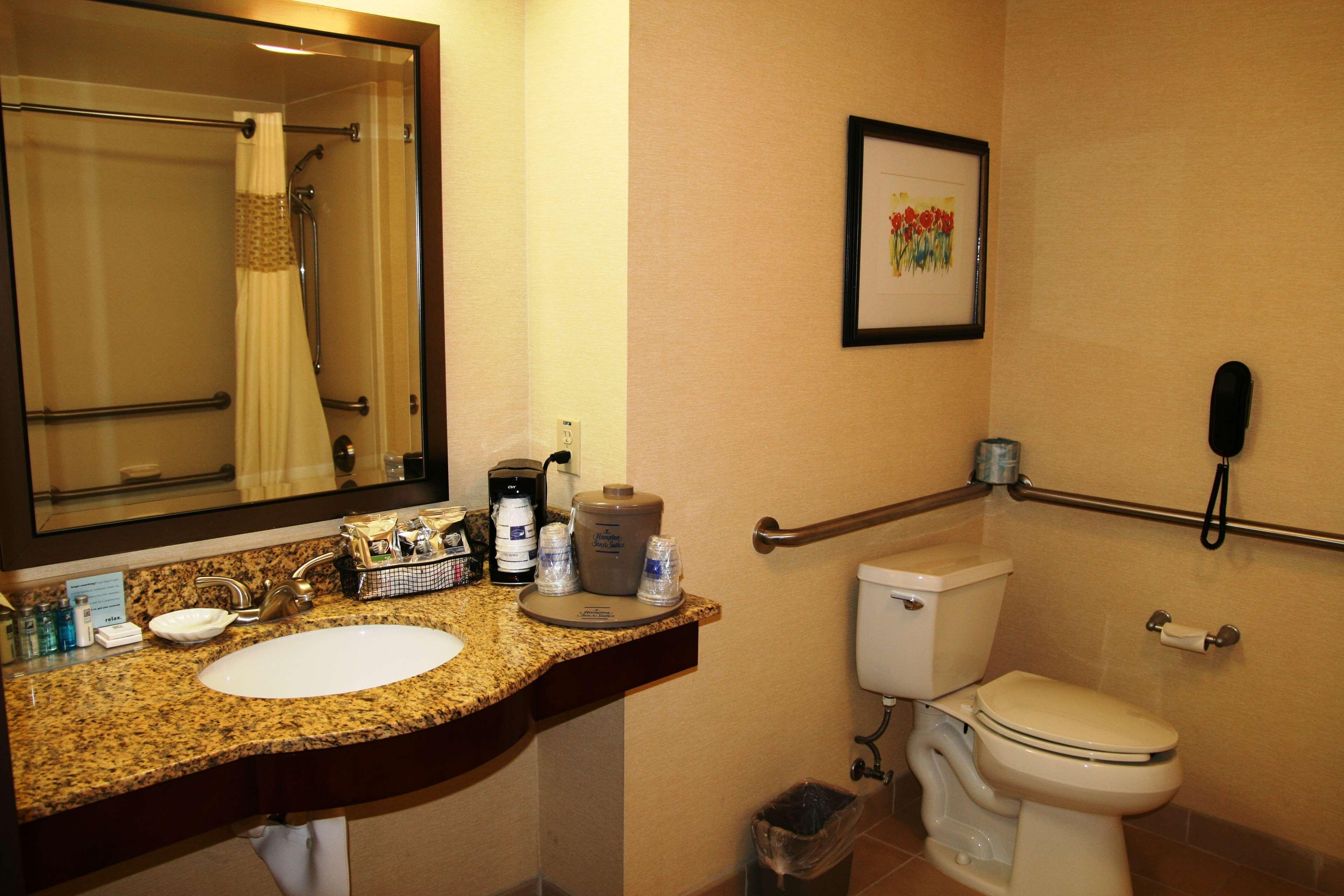 Hampton Inn & Suites Lancaster Dış mekan fotoğraf