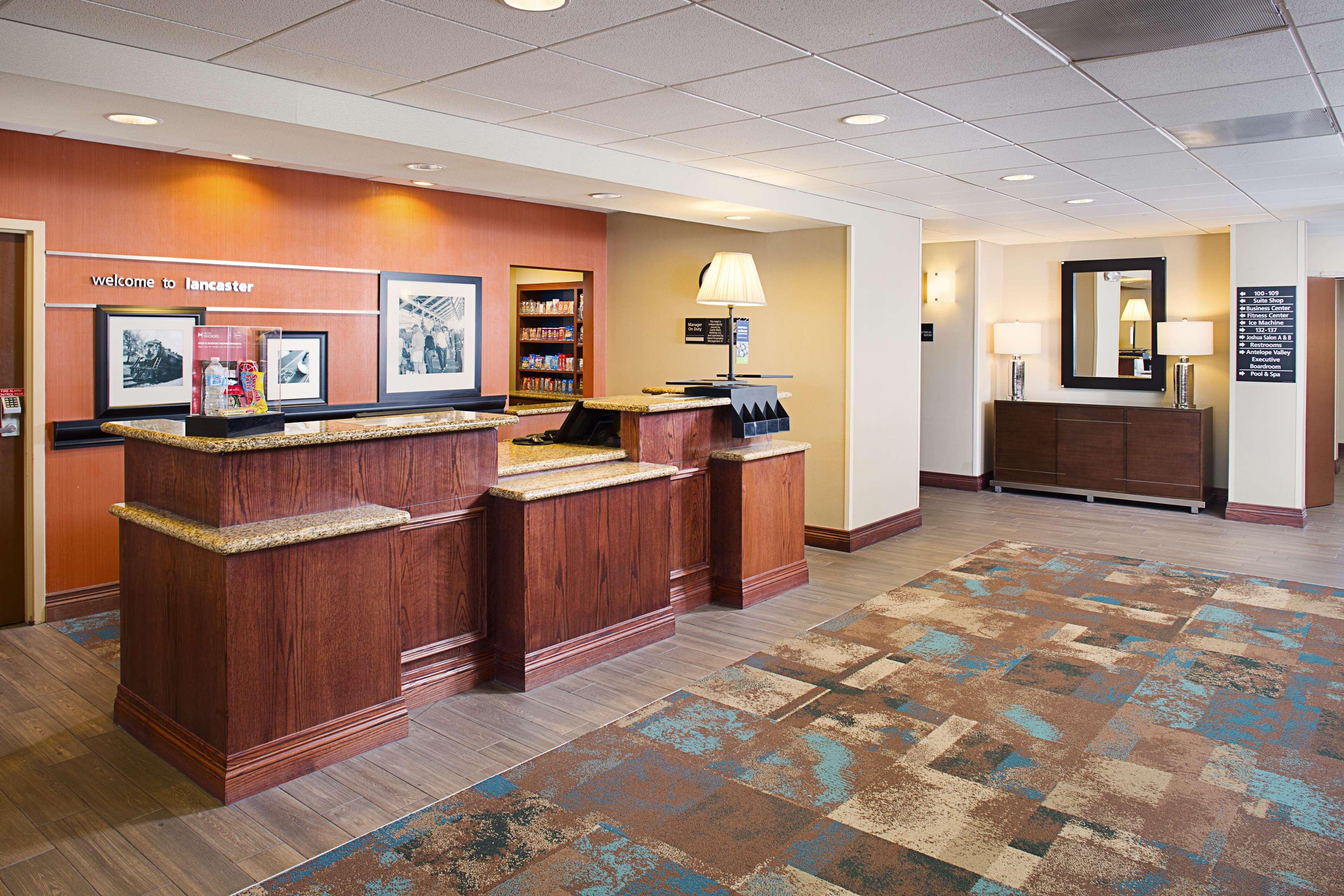 Hampton Inn & Suites Lancaster Dış mekan fotoğraf