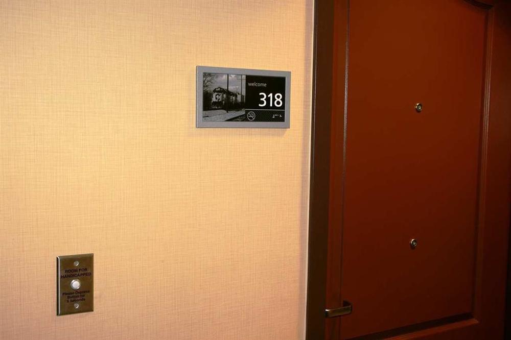 Hampton Inn & Suites Lancaster Oda fotoğraf