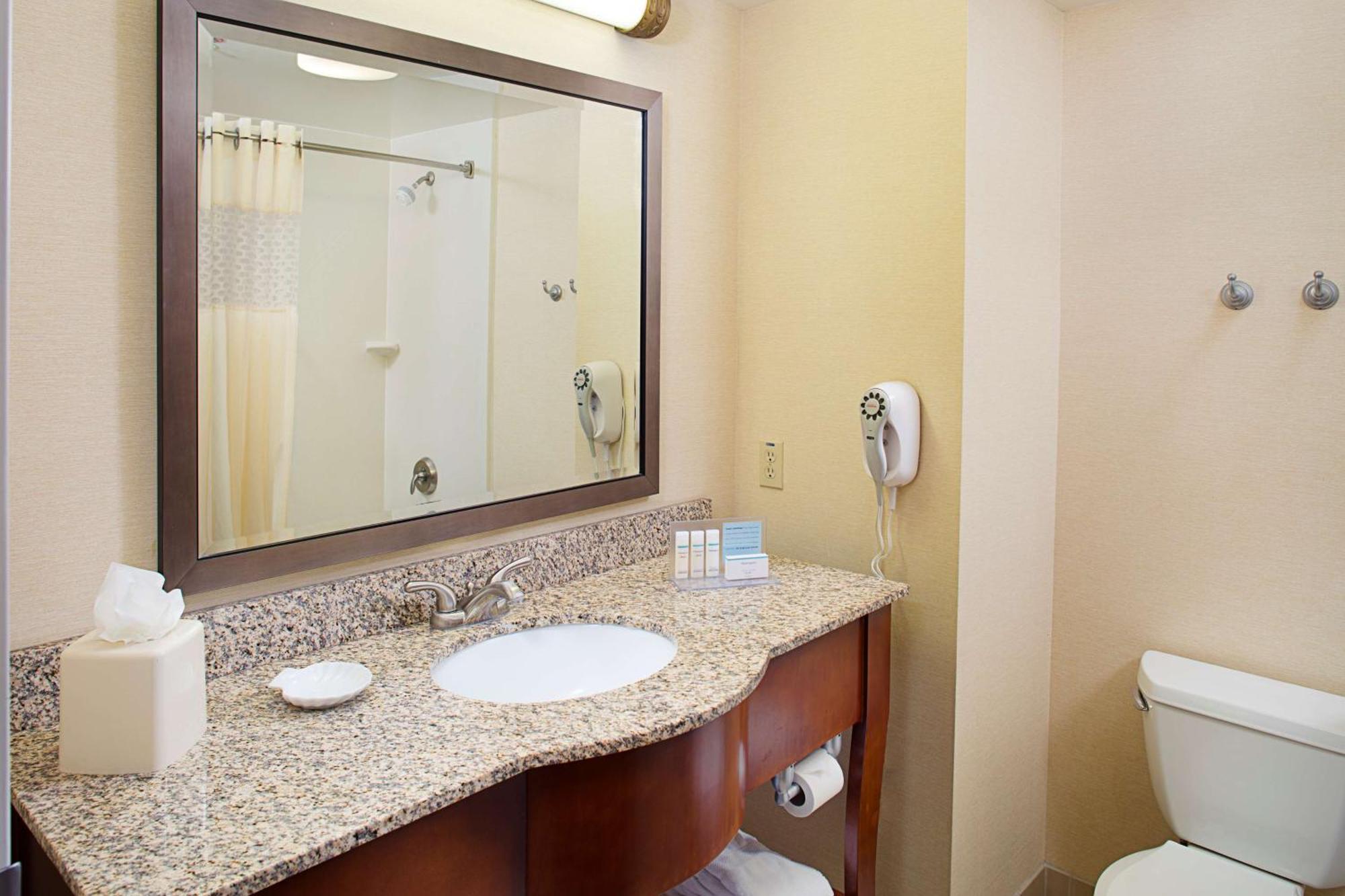 Hampton Inn & Suites Lancaster Dış mekan fotoğraf